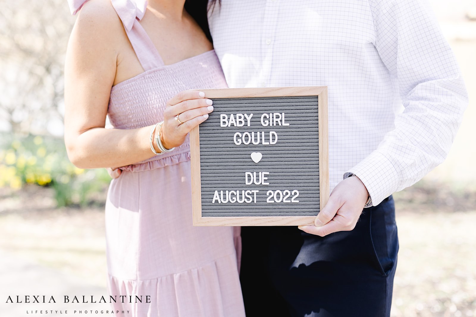 Northern Virginia pregnancy announcement session