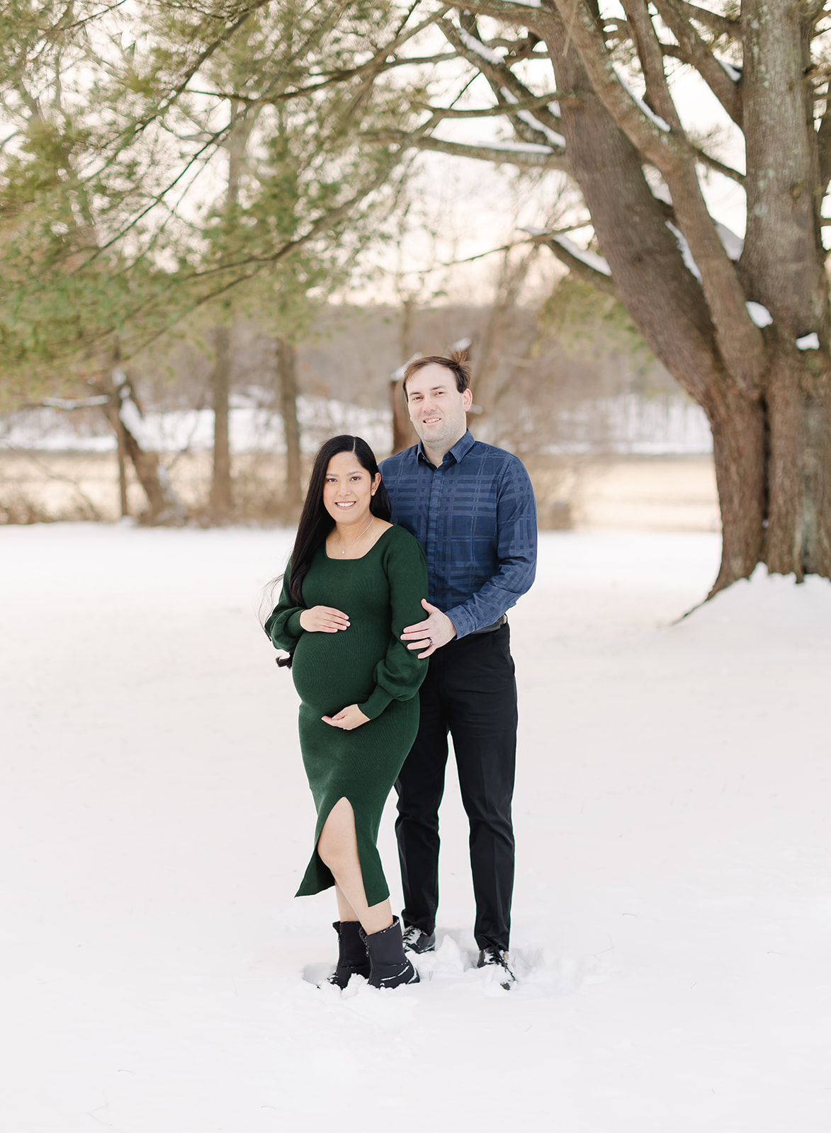 couple taking maternity portraits